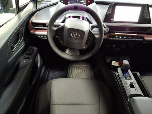 New 2026 Toyota Prius SE image 7