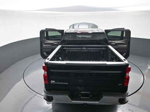 Used 2023 Chevrolet Silverado 1500 LT AWD/4WD image 13