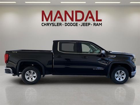 Used 2024 GMC Sierra 1500 SLE image 7