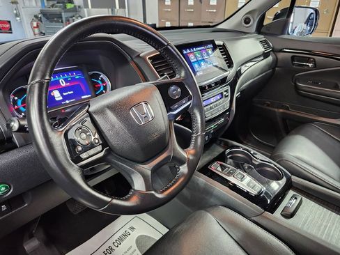Used 2019 Honda Pilot Touring image 7