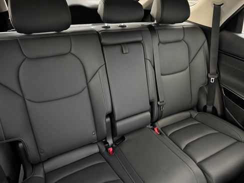 Used 2023 Genesis GV70 2.5T image 18