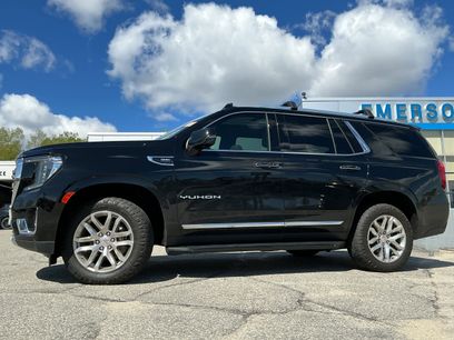 Used 2022 GMC Yukon SLT w/ SLT Premium Package