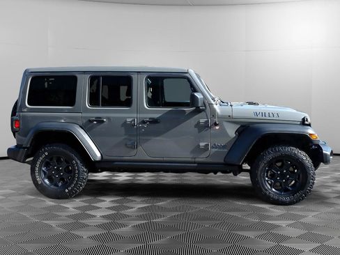 Used 2023 Jeep Wrangler Unlimited w/ Sun & Screen Package AWD/4WD image 8