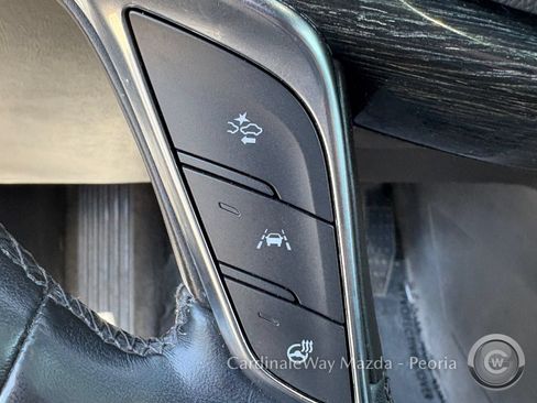 Used 2022 Cadillac XT5 Premium Luxury FWD image 23