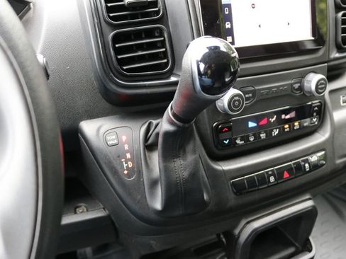 Used 2025 RAM ProMaster 2500 w/ Convenience Group FWD image 27