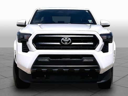 Used 2026 Toyota Tacoma SR5 RWD image 4