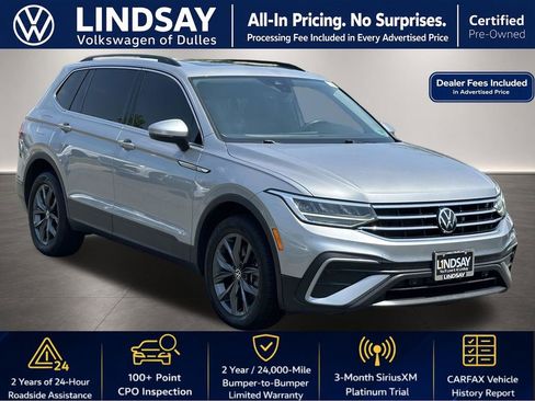 Used 2022 Volkswagen Tiguan SE AWD/4WD image 1