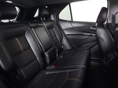 Used 2022 Chevrolet Equinox Premier image 32