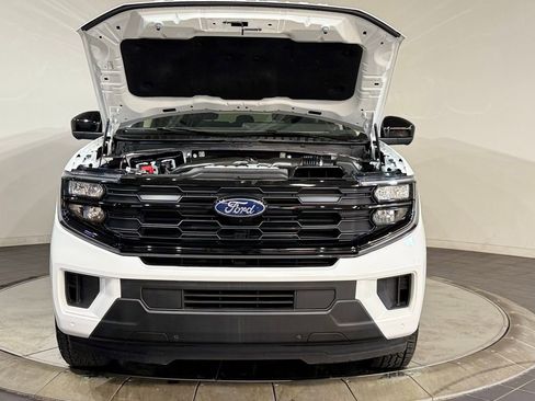 Used 2025 Ford Expedition Max Active AWD/4WD image 98