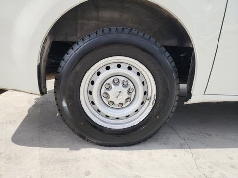 Used 2020 Nissan NV 3500 S image 12