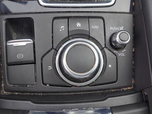 Used 2017 MAZDA MAZDA3 Sport image 20