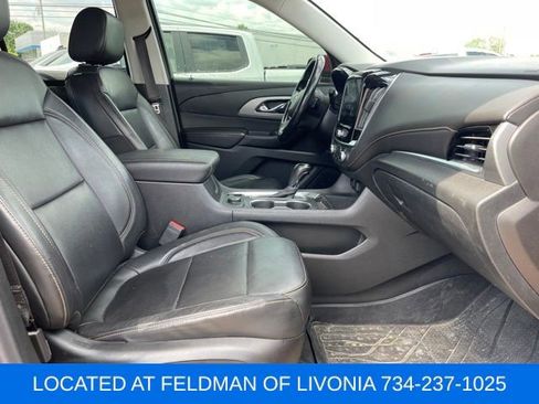 Used 2020 Chevrolet Traverse LT w/ LT Premium Package FWD image 37