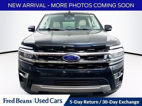Used 2023 Ford Expedition Max Limited AWD/4WD image 2