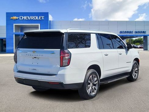 Certified 2022 Chevrolet Suburban LT w/ Luxury Package image 4