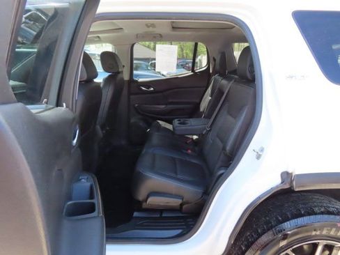 Used 2017 GMC Acadia SLT AWD/4WD image 17