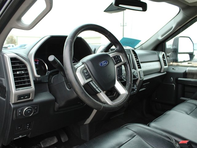 Used 2019 Ford F250 Lariat w/ Lariat Ultimate Package AWD/4WD image 15