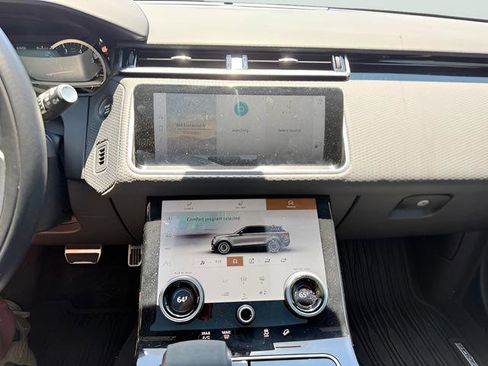 Certified 2023 Land Rover Range Rover Velar R-Dynamic S AWD/4WD image 23