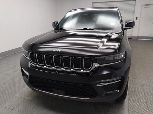 Used 2023 Jeep Grand Cherokee Limited AWD/4WD image 15