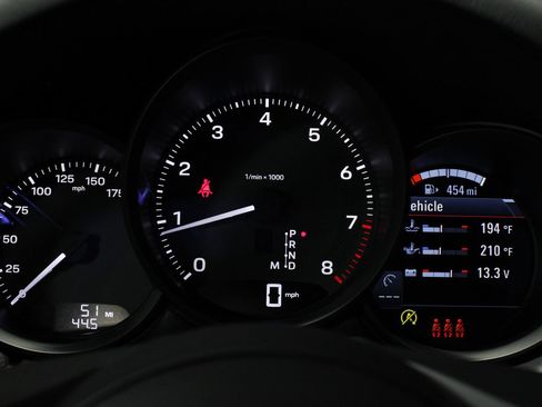 New 2026 Porsche Macan AWD/4WD image 12