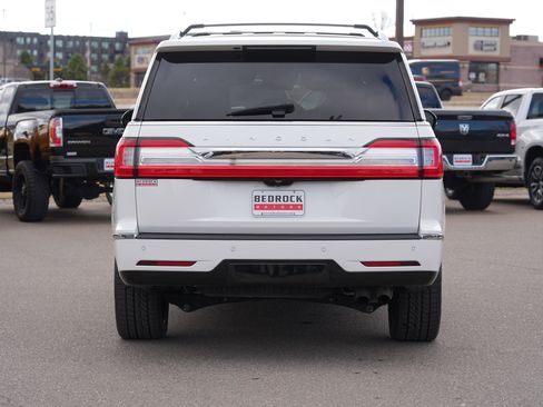 Used 2020 Lincoln Navigator Reserve w/ Luxury Package image 4