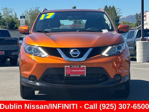 Used 2017 Nissan Rogue Sport SV AWD/4WD image 9