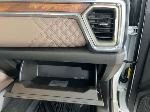 Used 2026 GMC Canyon Denali image 26