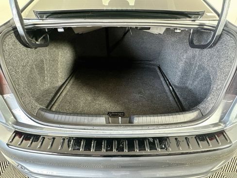 Used 2025 Volkswagen Jetta SE FWD image 28