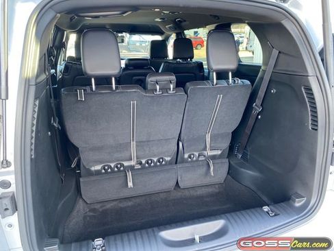 New 2026 Chrysler Pacifica Select image 9