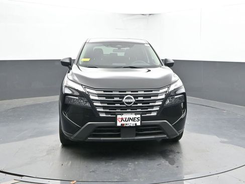 Used 2024 Nissan Rogue S image 4