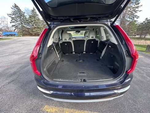 Used 2017 Volvo XC90 T6 Inscription w/ Vision Package image 10