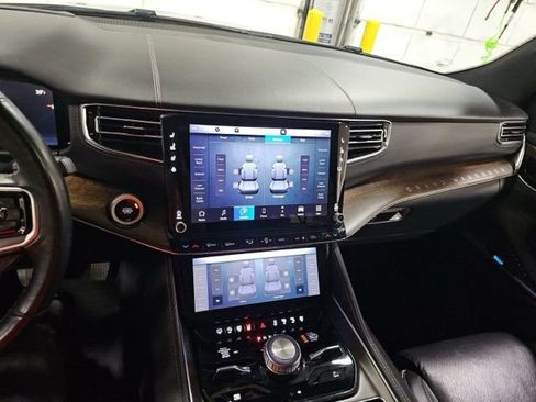 Used 2023 Jeep Grand Wagoneer Series II w/ Flexible Seating Group image 11