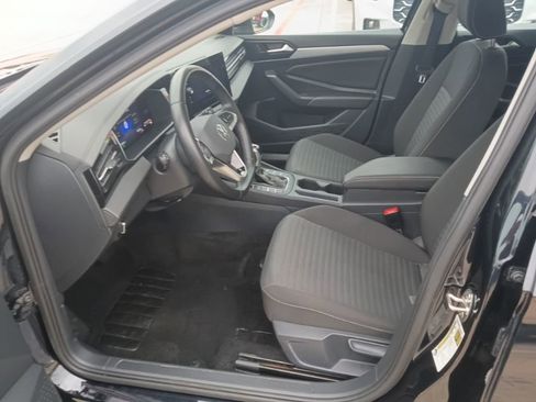 Used 2025 Volkswagen Jetta S FWD image 4