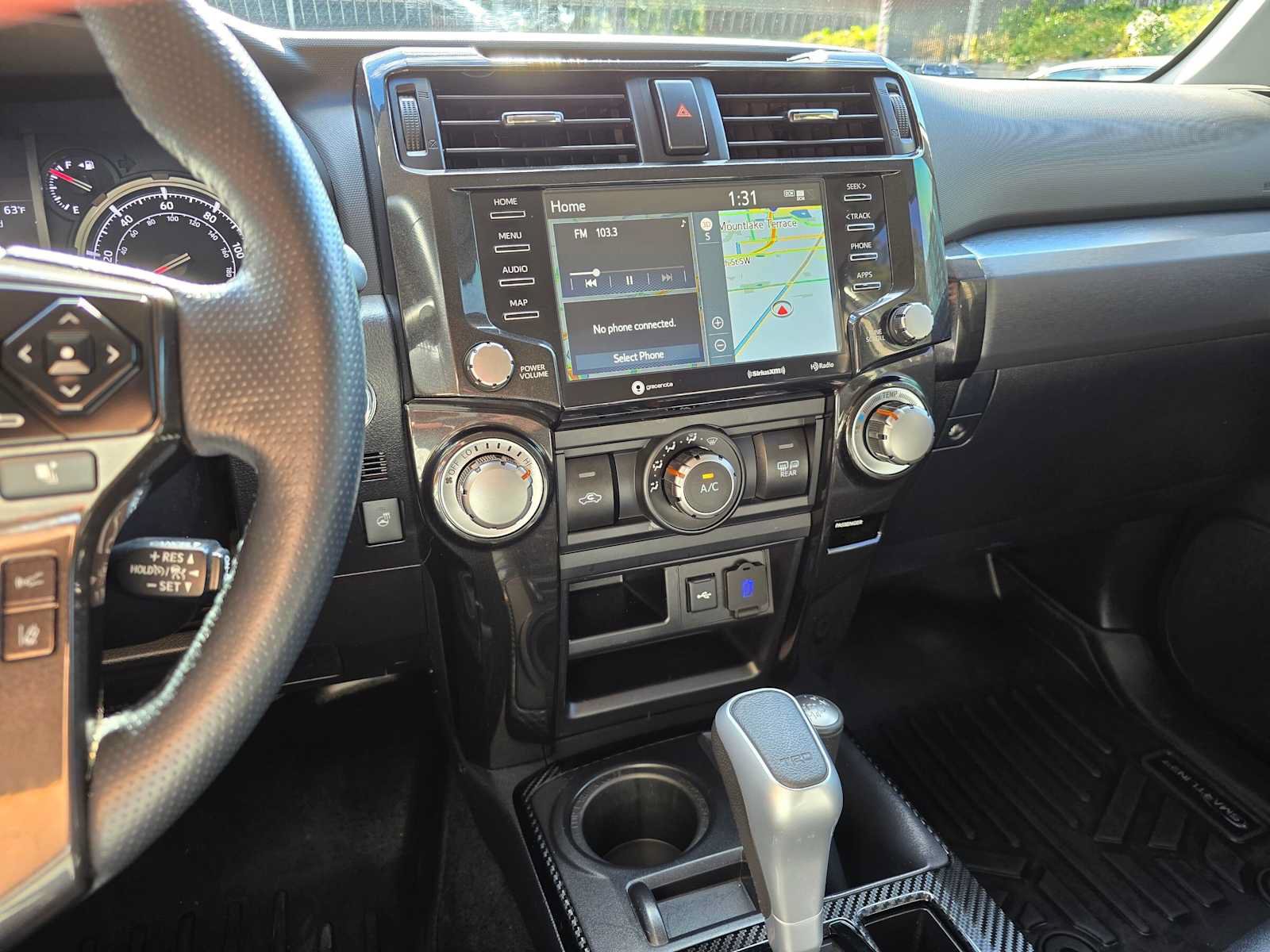 Used 2023 Toyota 4Runner TRD Off-Road Premium AWD/4WD image 25