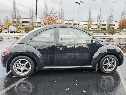 Used 2007 Volkswagen Beetle Coupe w/ Year End Package image 6