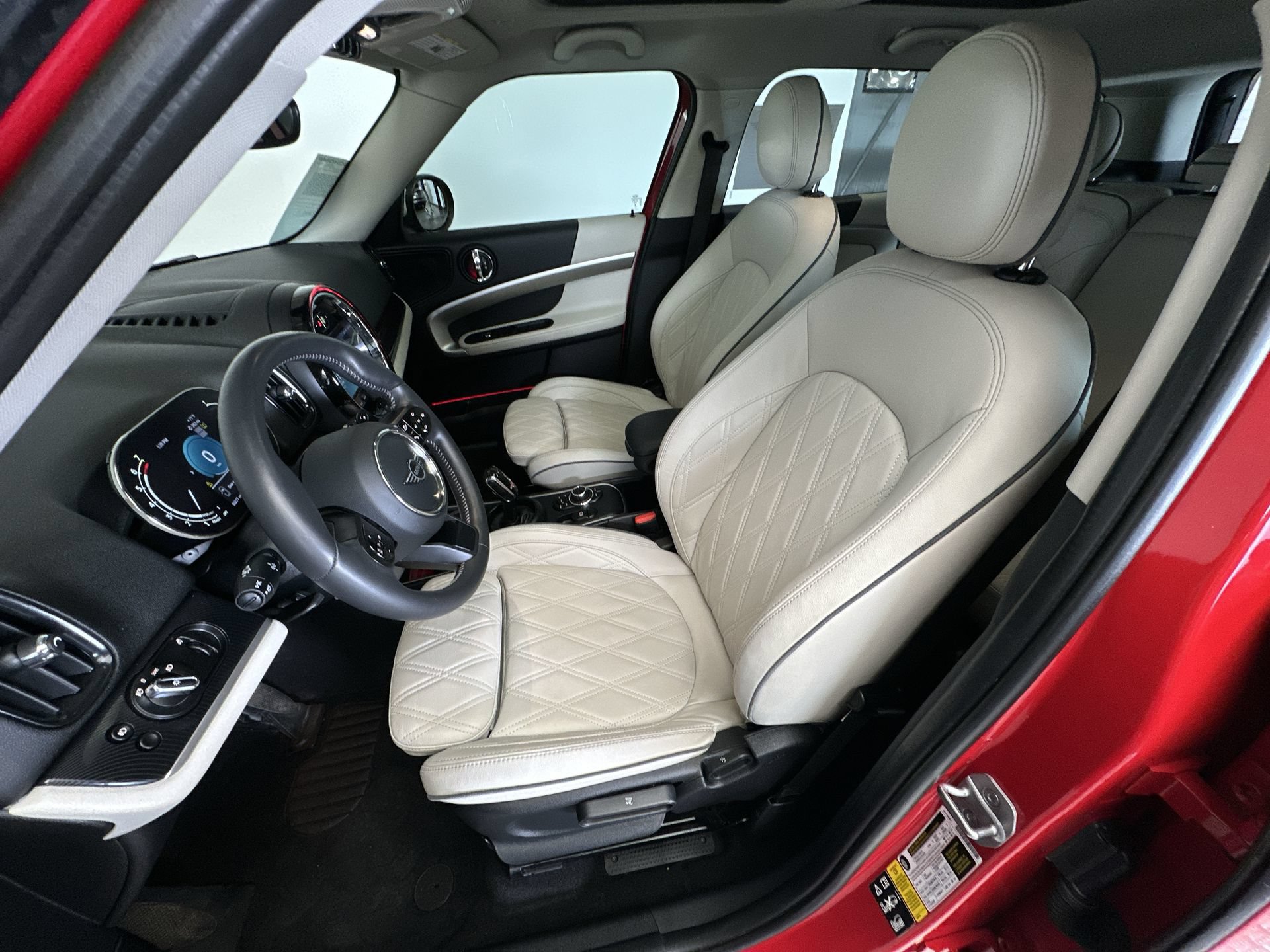Certified 2024 MINI Cooper Countryman S w/ Signature Upholstery Package AWD/4WD image 13