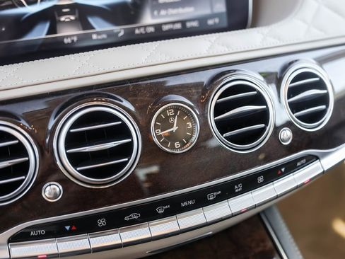 Used 2018 Mercedes-Benz S 560 4MATIC Sedan image 18