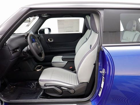 New 2026 MINI Cooper 2-Door Hardtop FWD image 6