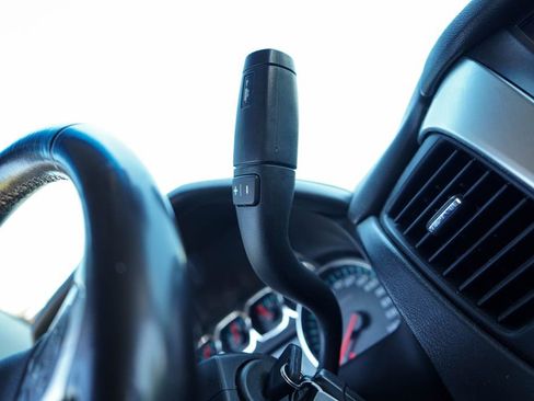 Used 2018 Chevrolet Tahoe LT image 31