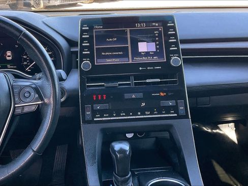 Used 2022 Toyota Avalon XLE image 7