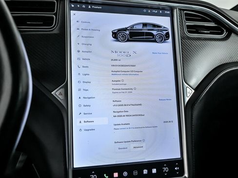 Used 2017 Tesla Model X 100D image 37