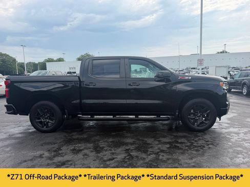 Used 2024 Chevrolet Silverado 1500 RST AWD/4WD image 6