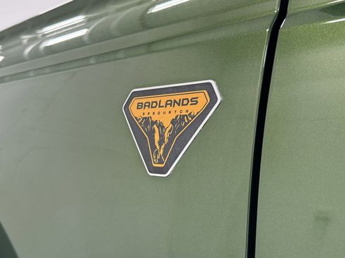 Used 2023 Ford Bronco Badlands w/ Sasquatch Package image 10