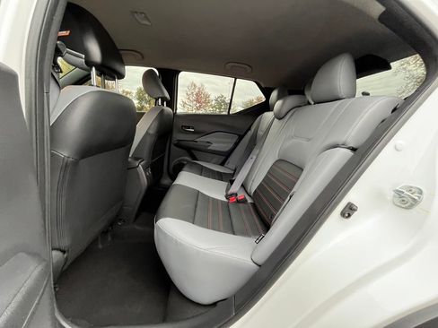 Used 2024 Nissan Kicks SR w/ SR Premium Package image 17