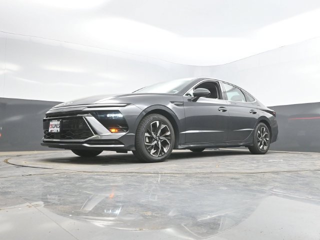 Used 2025 Hyundai Sonata SEL FWD image 47