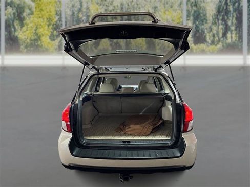 Used 2009 Subaru Outback 2.5i Special Edition AWD/4WD image 13