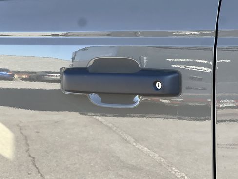 New 2026 Ford Bronco 2-Door image 21