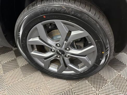 Certified 2024 Kia Seltos S AWD/4WD image 32