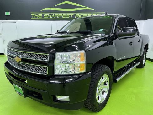 Used 2012 Chevrolet Silverado 1500 LTZ w/ LTZ Plus Package AWD/4WD image 5