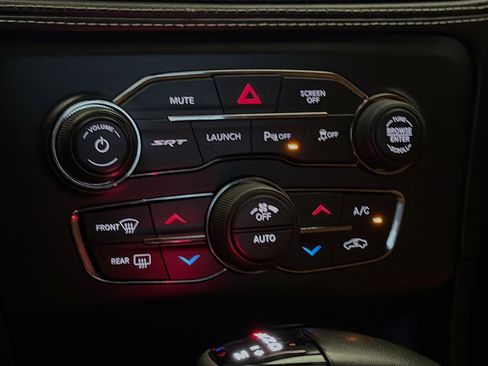 Used 2021 Dodge Charger SRT Hellcat image 10