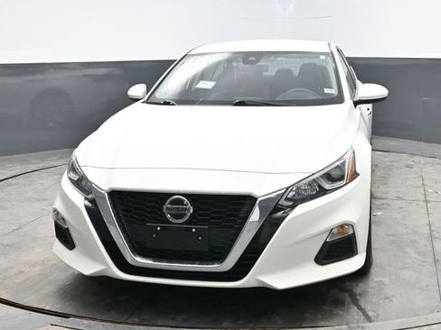 Used 2021 Nissan Altima 2.5 S image 2